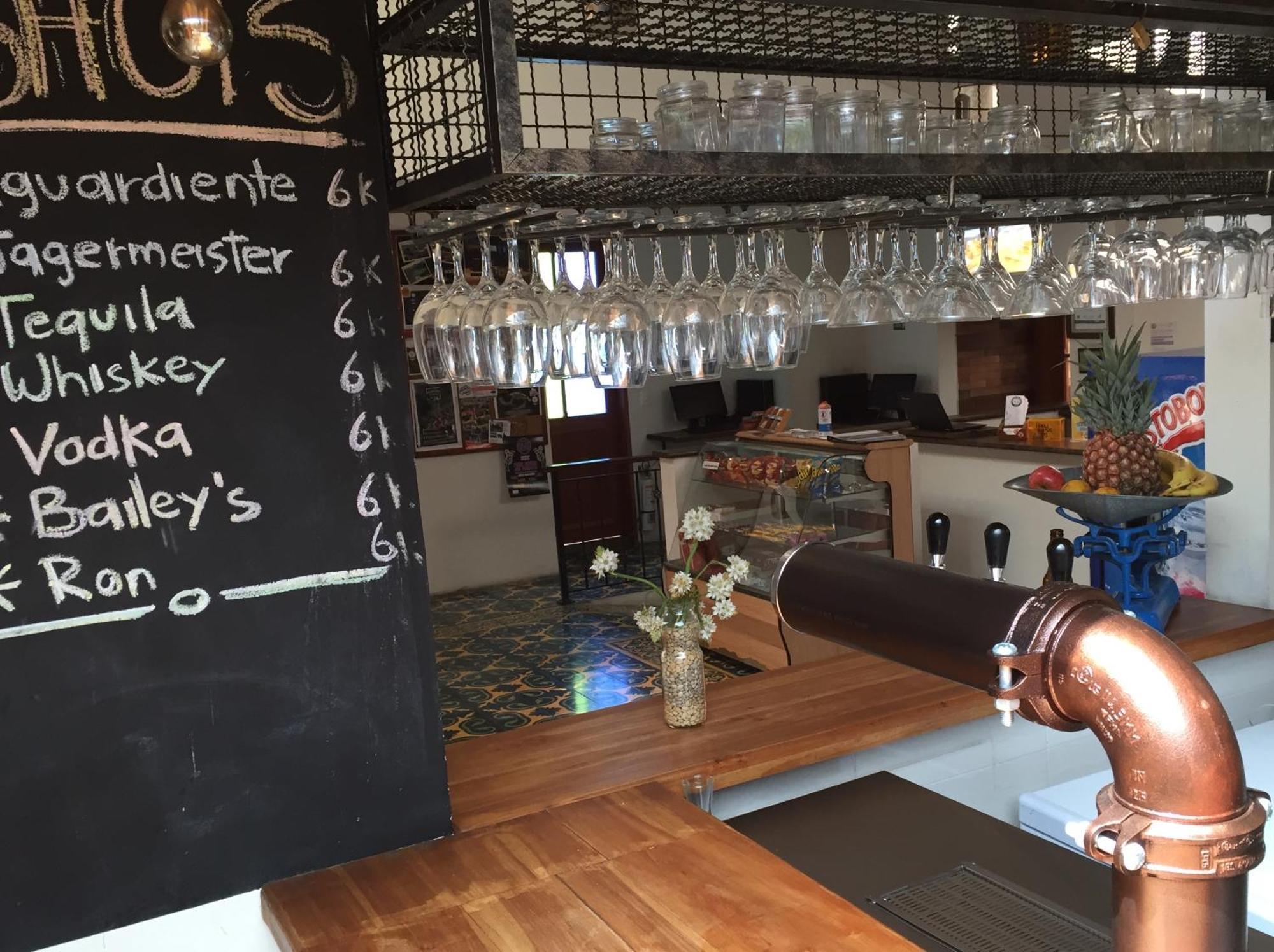 בוגוטה The Cranky Croc Hostel מראה חיצוני תמונה